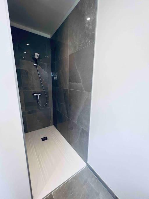 Magnifique Appartement Traversant Avec Vue Sur Le Golf La Grande Motte Extérieur photo